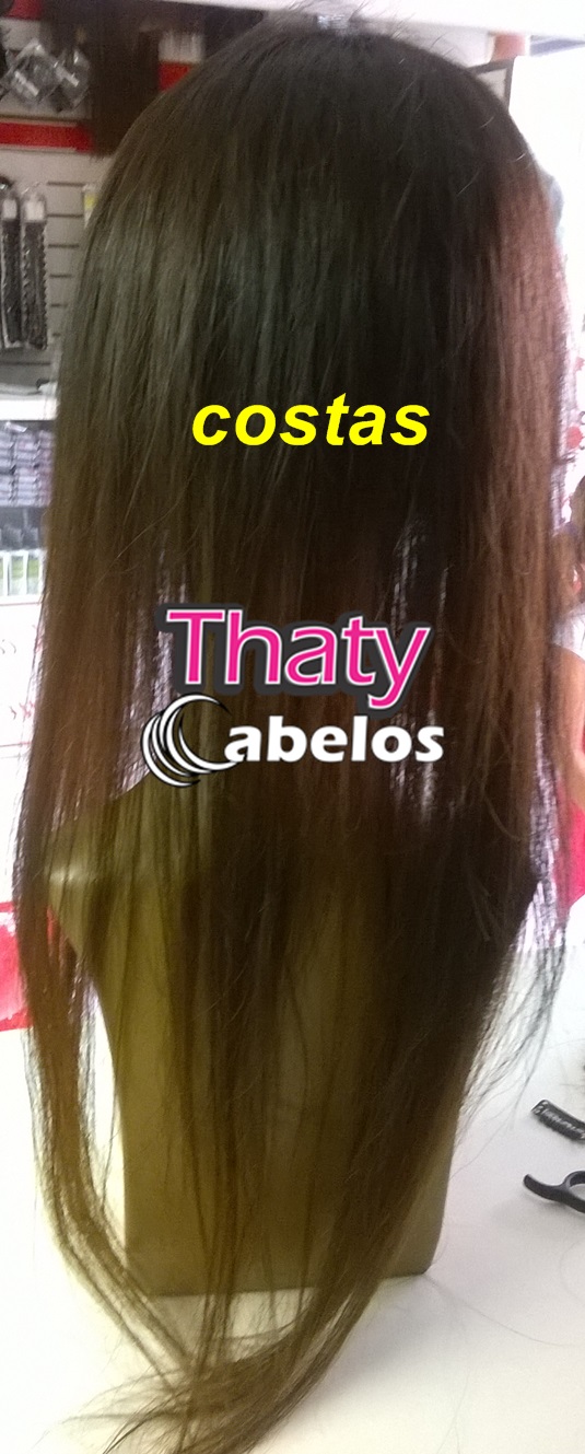 Prótese franja média 50 cm com imitação do couro cabeludo levemente ondulada molde 12x12-9842